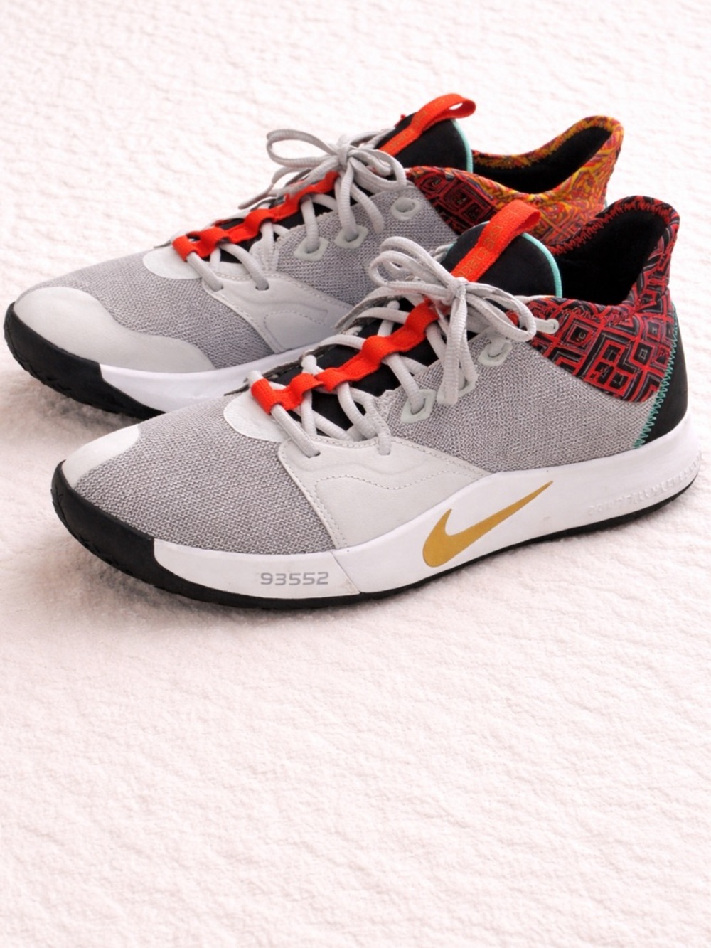 Nike PG Basketball Sneakers Men’s 9.5 Gray Orange Multicolor Athletic Shoes